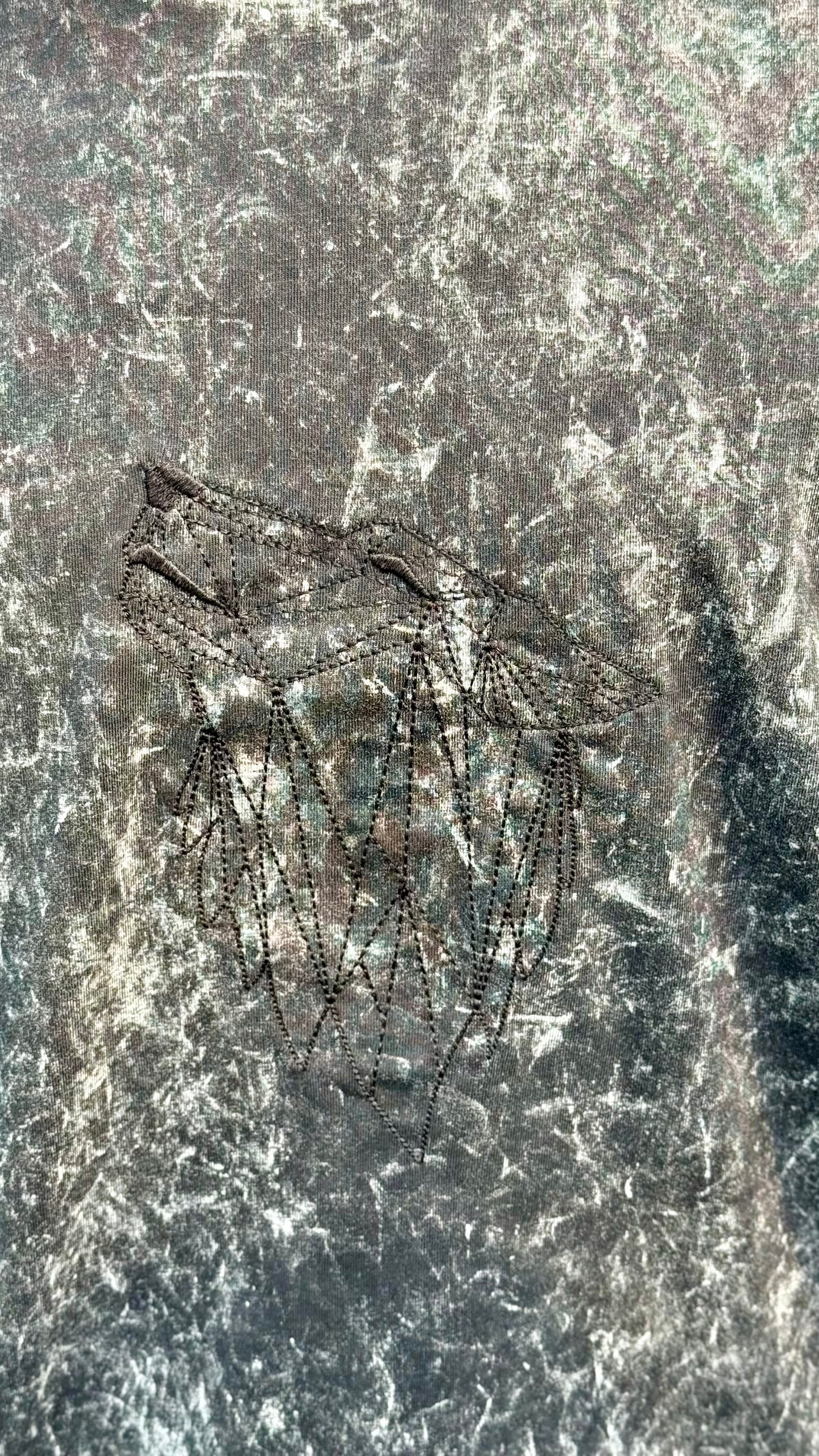 Oversized Embroidery T-Shirt | Unisex fit | Acid wash BLACK