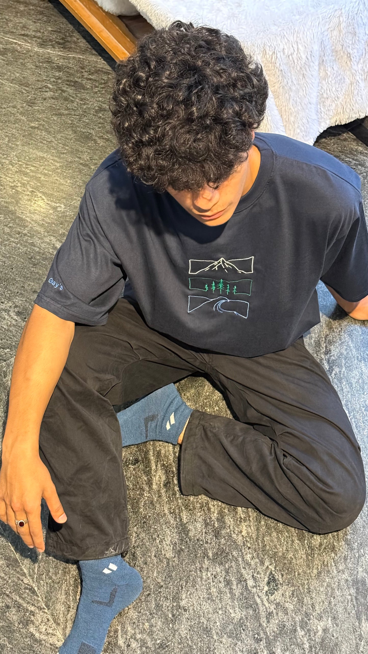 Oversized Embroidery T-Shirt | Unisex fit | INTO THE BLUE