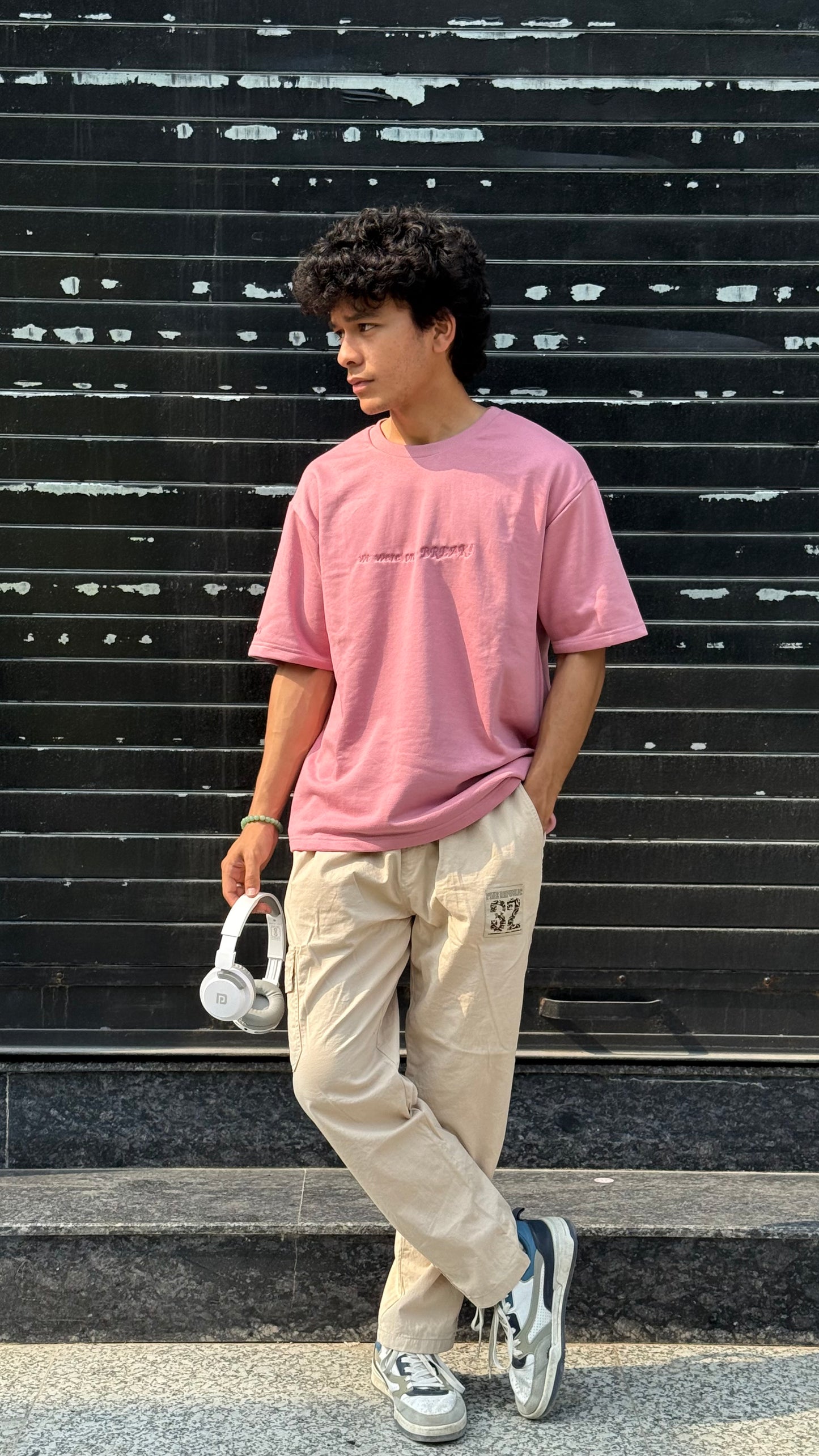 Oversized Embroidery T-Shirt | Unisex fit |RACHEL